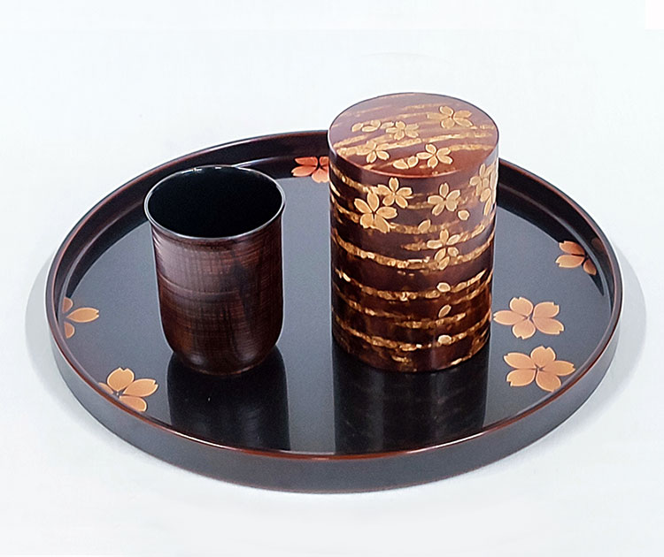 茶筒と湯呑